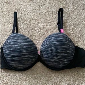 PINK Wear Everywhere Super Push Up Bra